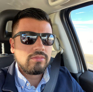 Meet your Posher, Luis miguel